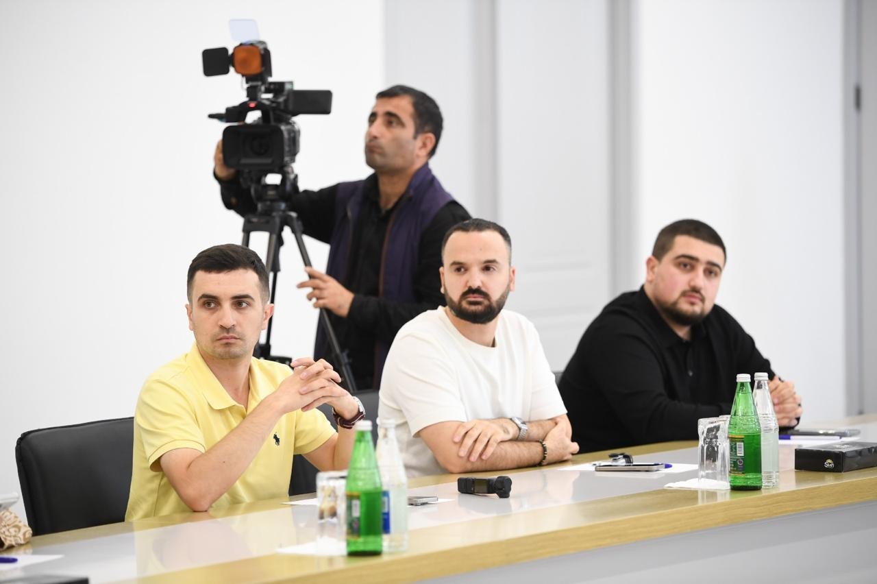 “Azərişıq” ASC-nin təşkilatçılığı ilə Ağdamda mətbuat konfransı keçirilib - FOTOLAR